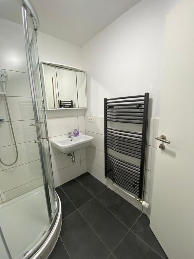 Ado Pension Wedel Extérieur photo