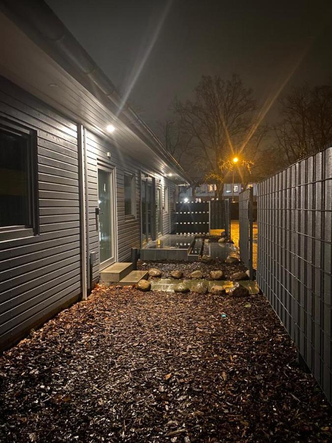 Ado Pension Wedel Extérieur photo
